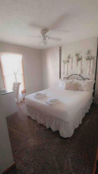 B1 Guest House Hope Mills Εξωτερικό φωτογραφία