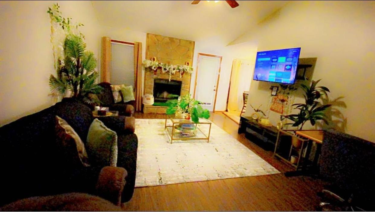 B1 Guest House Hope Mills Εξωτερικό φωτογραφία